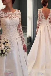 Robe de mariage dos nu